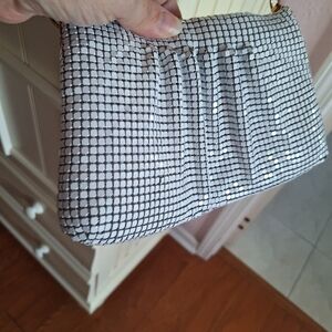 Chic  Vintage White Metal Mesh Pattern Purse